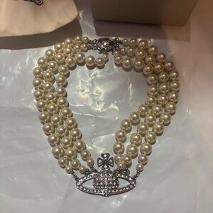 Vivienne Westwood Cream Pearl and Silver Necklace